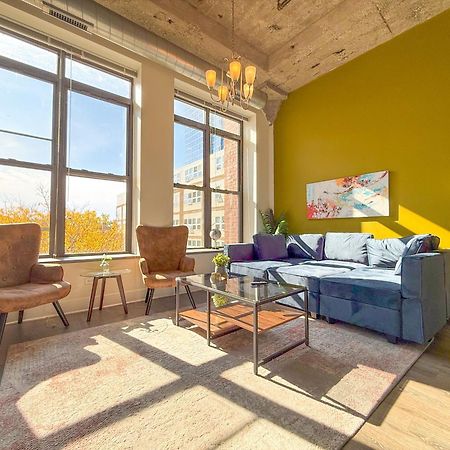 Mccormick Place 2Br Stylish Suite With Optional Parking And Gym For Up To 8 Guests Near Soldier Field And Grant Park Chicago Exteriör bild